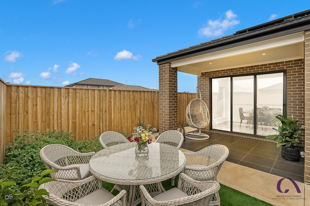 Homes Is the Right Builder for First Home Buyers